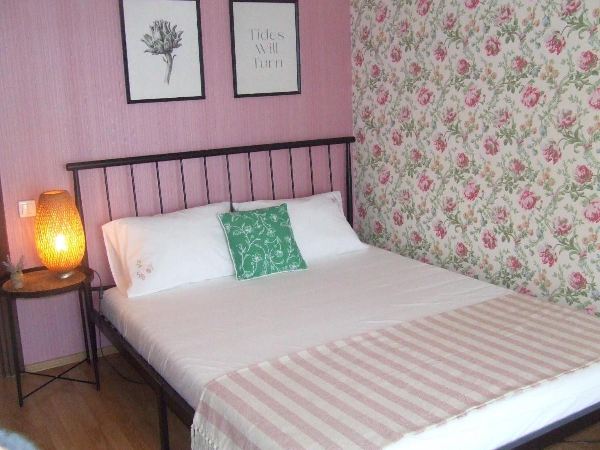 Family Retreat Politehnica Park Apartman Bukarest Kültér fotó